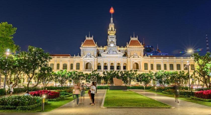 Greentree Sài Gòn đông Du 3*